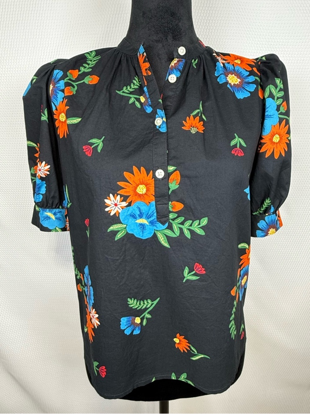 LOFT Outlet Puff-Sleeve Blouse XXSP Black w/Vibrant Floral Print 1/2 Button